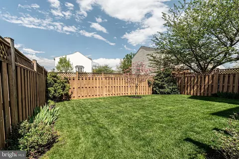 Exterior - 150 Harpers Way, Frederick, MD 21702 photo 11 of 14