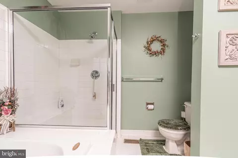 Bath - 150 Harpers Way, Frederick, MD 21702 photo 6 of 7