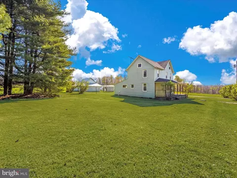 Exterior - 4902 Wise Rd, Cascade, MD 21719 photo 5 of 19