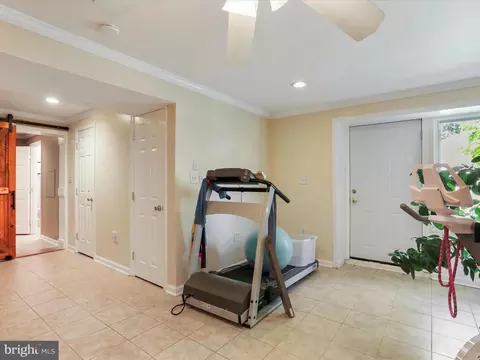 Entry Way - 210 E K St, Brunswick, MD 21716 photo 1 of 1