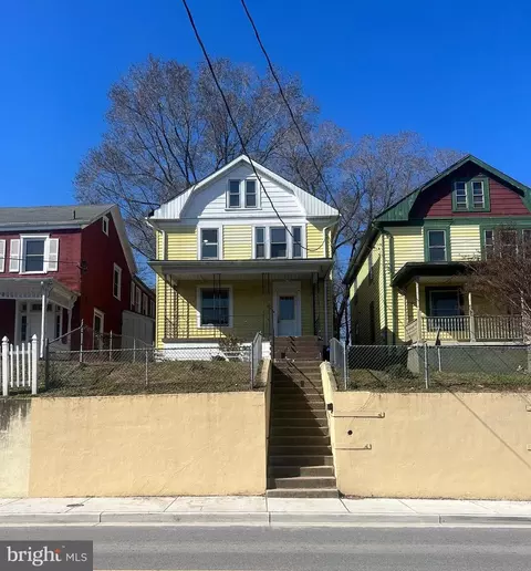 15 Maryland Ave N, Brunswick, MD 21716