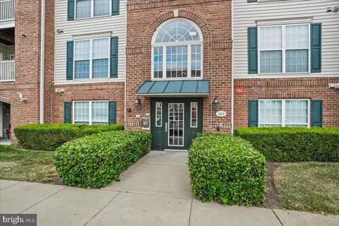 589 Cawley Dr #2 1B, Frederick, MD 21703