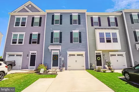 210 Longley Green Dr, Walkersville, MD 21793