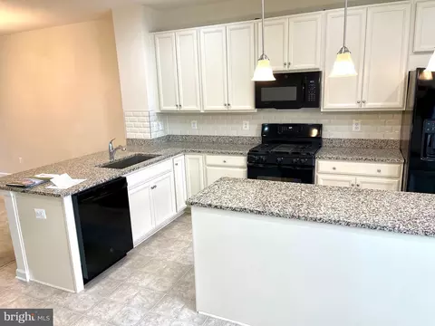 Kitchen - 402 Pemberton Park Ln, Frederick, MD 21703 photo 2 of 2