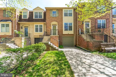 7957 Parkland Pl, Frederick, MD 21701