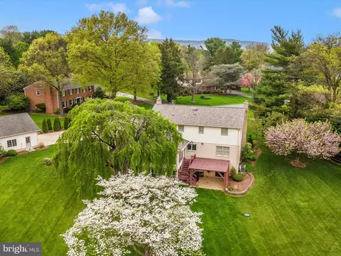 View/Area - 7901 Runnymeade Dr, Frederick, MD 21702 photo 5 of 6