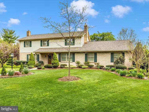 Exterior - 7901 Runnymeade Dr, Frederick, MD 21702 photo 5 of 20