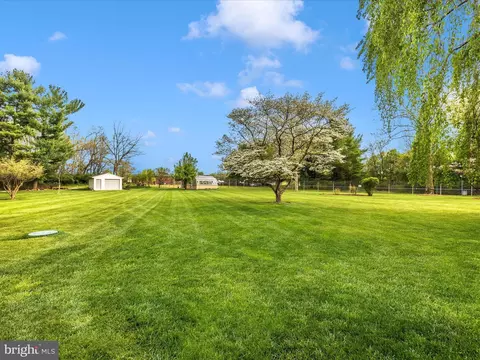 Exterior - 7901 Runnymeade Dr, Frederick, MD 21702 photo 10 of 20