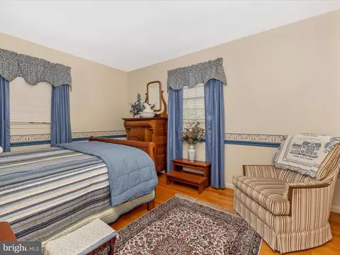 Bedroom - 7901 Runnymeade Dr, Frederick, MD 21702 photo 10 of 11