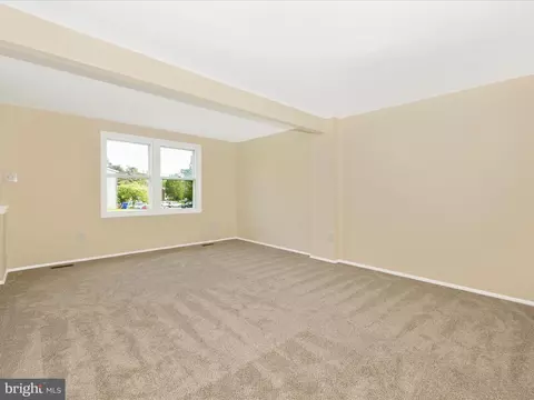 1745 Heather Ln, Frederick, MD 21702 photo 6