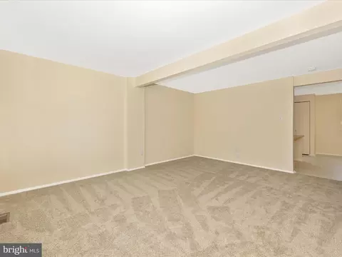 1745 Heather Ln, Frederick, MD 21702 photo 9