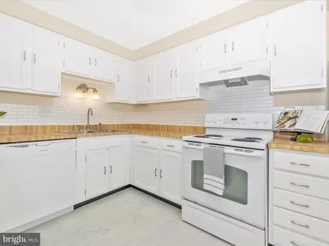 1745 Heather Ln, Frederick, MD 21702 photo 14