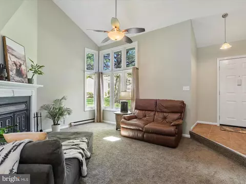 177 Stoneybrook Ct, Frederick, MD 21702 photo 5