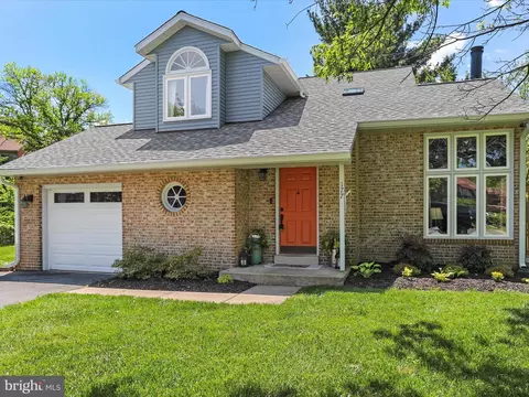 177 Stoneybrook Ct, Frederick, MD 21702 photo 2