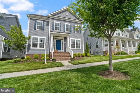 1329 Monocacy Crossing Pkwy, Brunswick, MD 21716