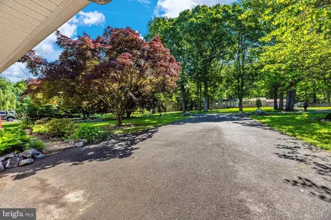 Exterior - 28014 Barnes Rd, Monrovia, MD 21770 photo 5 of 12