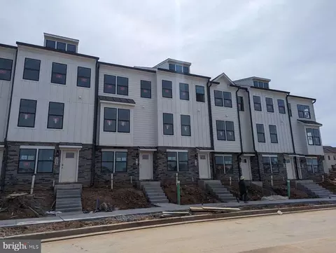 Exterior - 717 Courier Ln, Frederick, MD 21701 photo 1 of 3