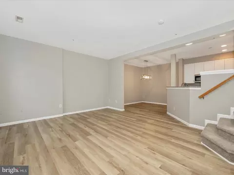 5709 Duke Ct, Frederick, MD 21703 photo 7