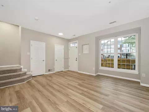 5709 Duke Ct, Frederick, MD 21703 photo 5