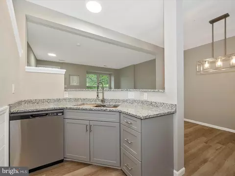 5709 Duke Ct, Frederick, MD 21703 photo 14