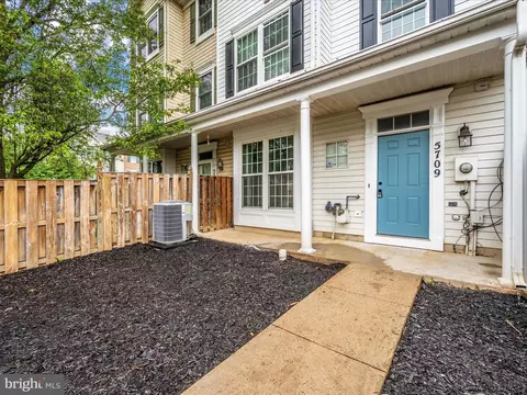 5709 Duke Ct, Frederick, MD 21703 photo 36