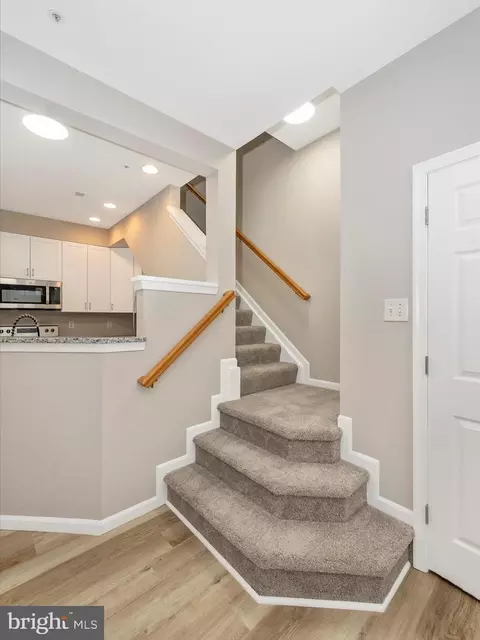 5709 Duke Ct, Frederick, MD 21703 photo 17