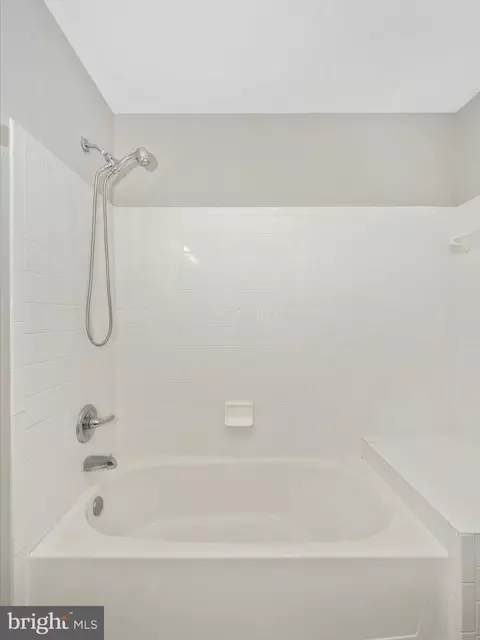 5709 Duke Ct, Frederick, MD 21703 photo 34