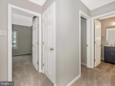 5709 Duke Ct, Frederick, MD 21703 photo 28