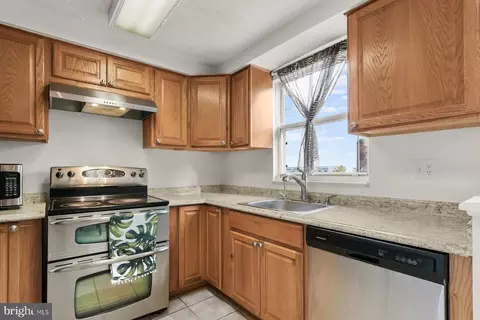 541 Riggs Ct, Frederick, MD 21703 photo 17