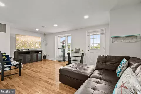 541 Riggs Ct, Frederick, MD 21703 photo 9