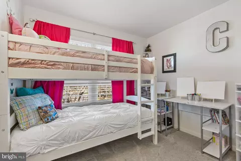 Bedroom - 6721 Killdeer Ct, Frederick, MD 21703 photo 7 of 8