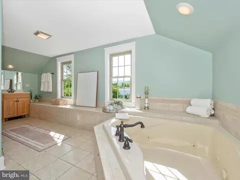 302 E Main St, Thurmont, MD 21788 photo 36