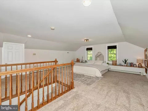 302 E Main St, Thurmont, MD 21788 photo 32
