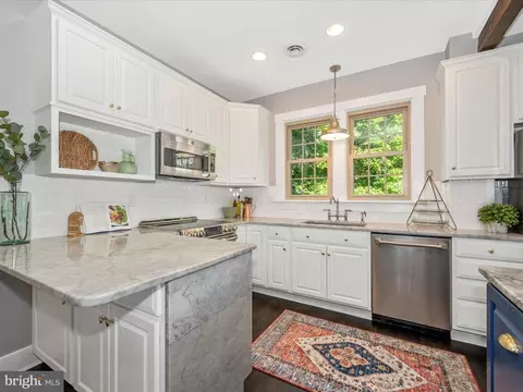 302 E Main St, Thurmont, MD 21788 photo 20