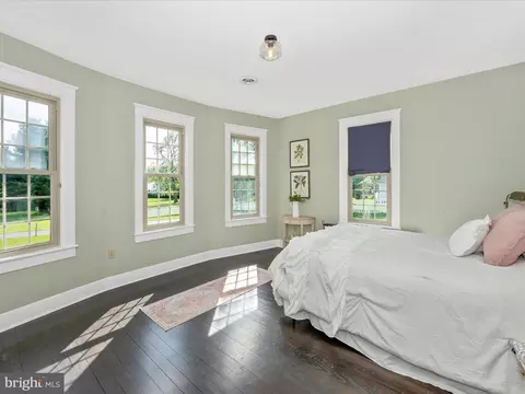 302 E Main St, Thurmont, MD 21788 photo 24