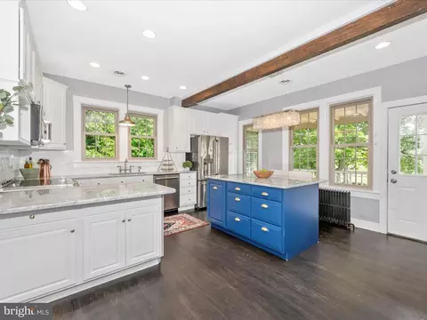302 E Main St, Thurmont, MD 21788 photo 15