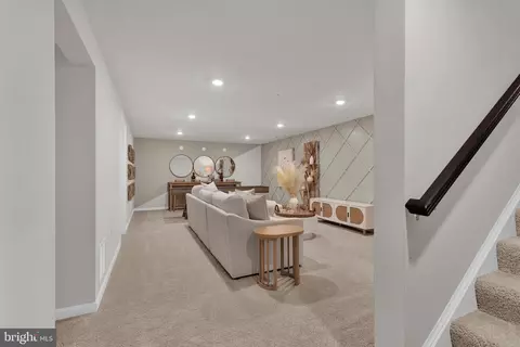 Entry Way - 724 Bond St, Frederick, MD 21701 photo 2 of 2