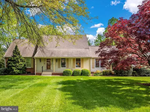 6912 Greenvale Ct, Frederick, MD 21702