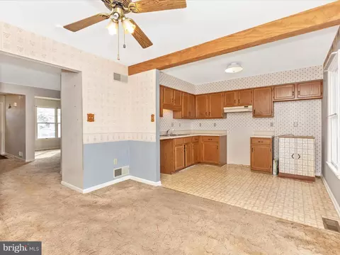 Other - 113 E Hammaker St, Thurmont, MD 21788 photo 4 of 11