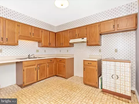 Kitchen - 113 E Hammaker St, Thurmont, MD 21788 photo 6 of 6