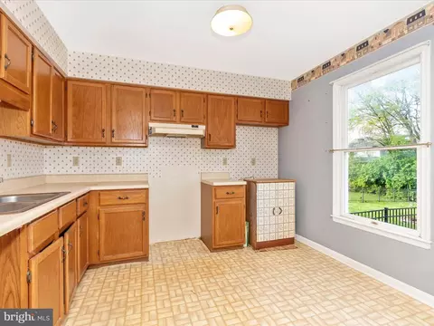 Kitchen - 113 E Hammaker St, Thurmont, MD 21788 photo 5 of 6