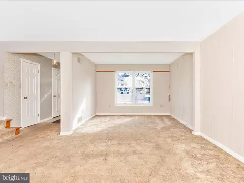 Living - 113 E Hammaker St, Thurmont, MD 21788 photo 2 of 6