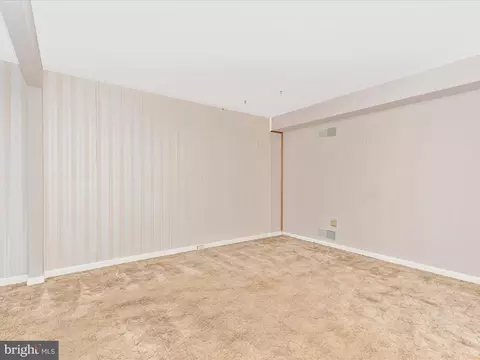 Living - 113 E Hammaker St, Thurmont, MD 21788 photo 5 of 6