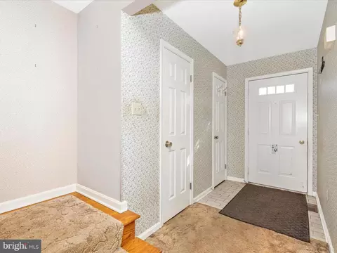 Entry Way - 113 E Hammaker St, Thurmont, MD 21788 photo 1 of 3