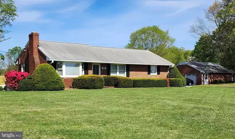 4112 Tabler Rd, Frederick, MD 21704