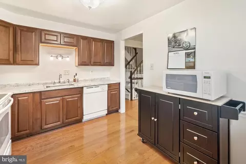 Kitchen - 1779 Heather Ln, Frederick, MD 21702 photo 2 of 4