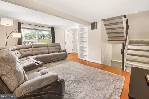 Living - 1779 Heather Ln, Frederick, MD 21702 photo 3 of 6