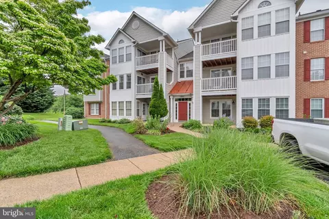 1605 Berry Rose Ct #32A, Frederick, MD 21701