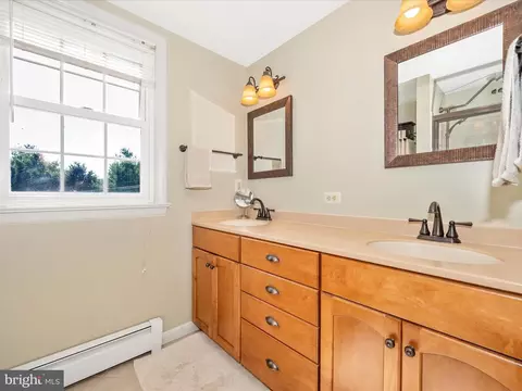 Bath - 4 Kline Blvd, Frederick, MD 21701 photo 1 of 4