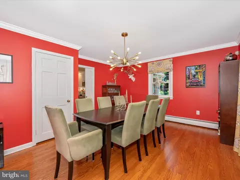 Dining - 4 Kline Blvd, Frederick, MD 21701 photo 2 of 2